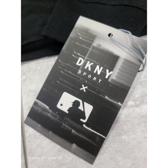 Boston Red Sox MLB DKNY Sport Pullover Drawstring Crop Hoodie Black‎ Women Large - Picture 3 of 9